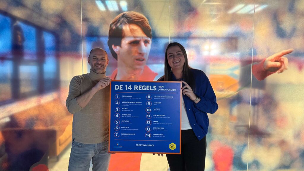 Mariel en Nelis met 14 regels van Cruijff